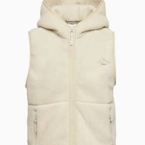 Aritzia TNA Polartec hooded Sherpa fleece vest